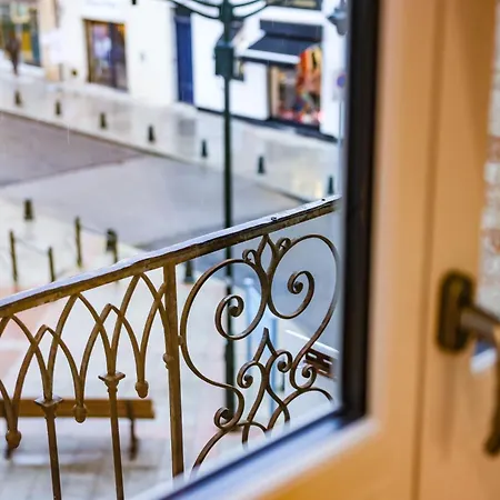 Appartamento Le Balcon De - Vue & Charme En Hypercentre Lavaur (Tarn)